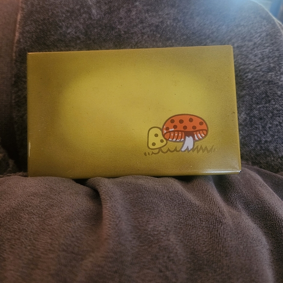 ADORABLE 60S-70S VINTAGE METAL RECIPE BOX♡ Original Alphabet cards included - Picture 4 of 5